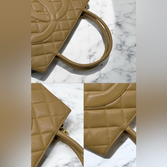 Chanel Medallion Tote Beige Caviar Gold HW - Picture 5 of 10